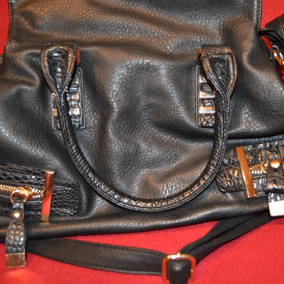 SALE Black Faux Leather Bag - Picture 3 of 7